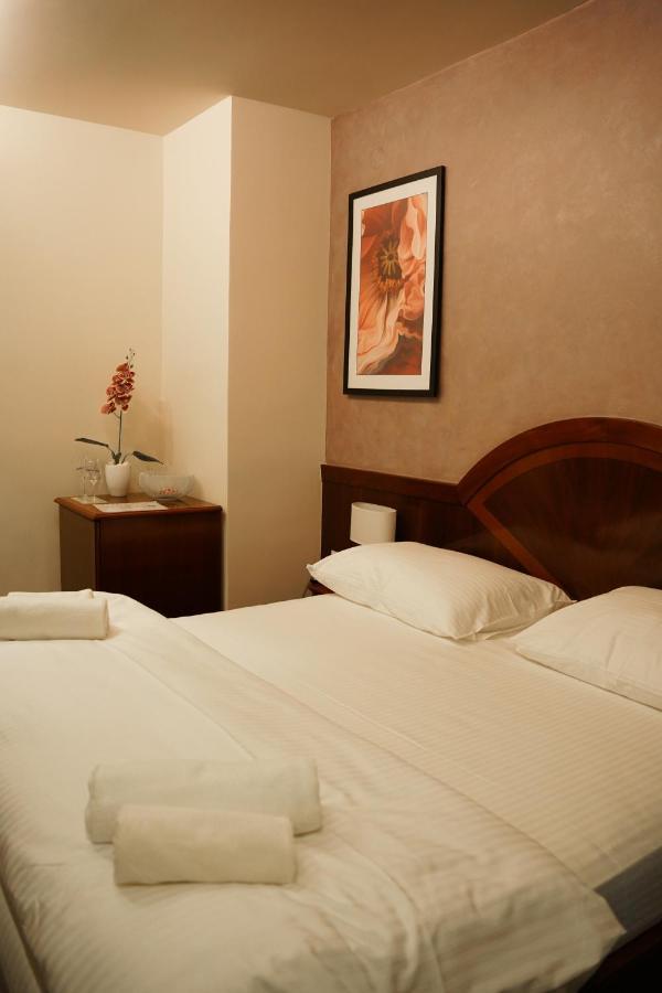 Hotel 락타치 외부 사진