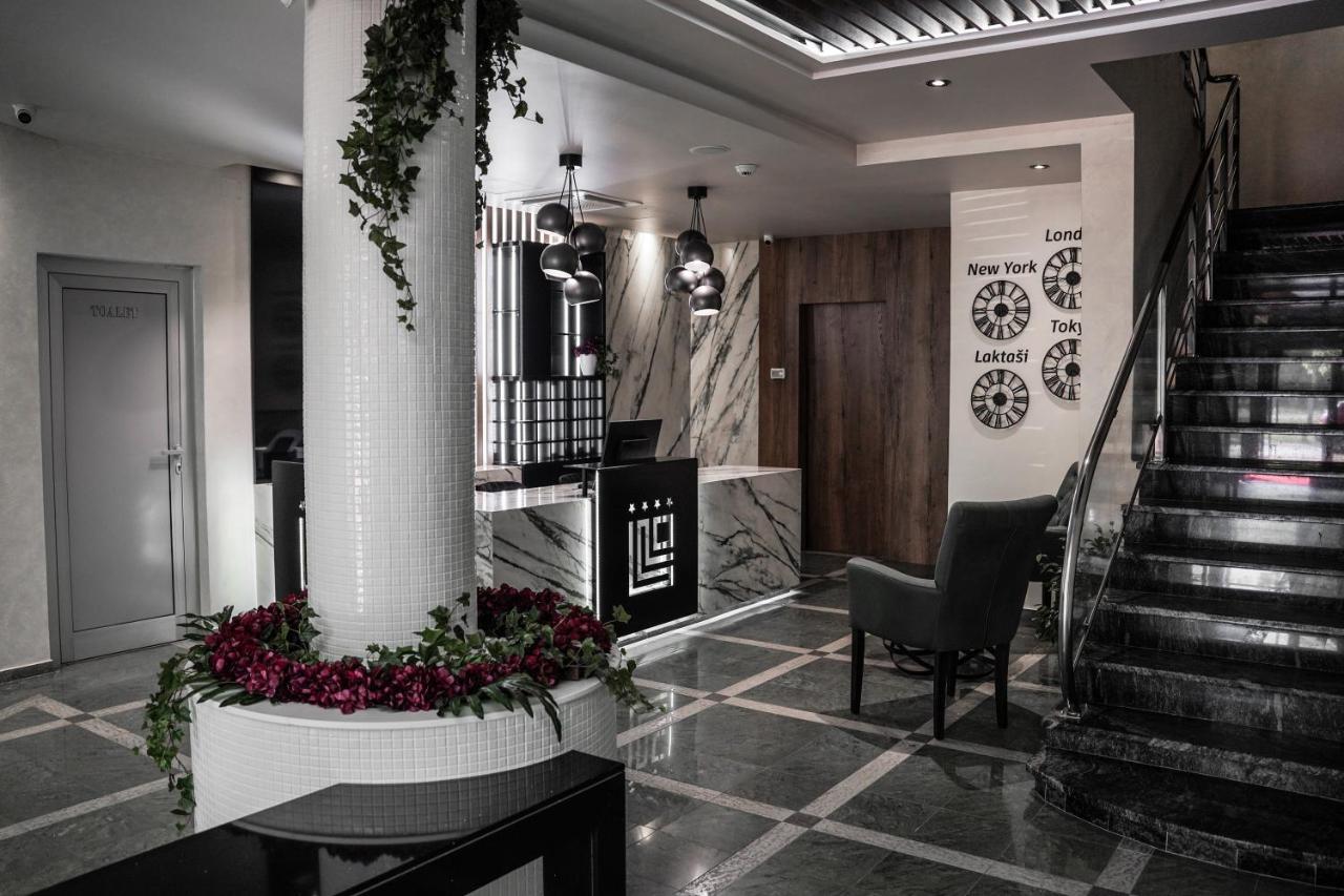 Hotel 락타치 외부 사진