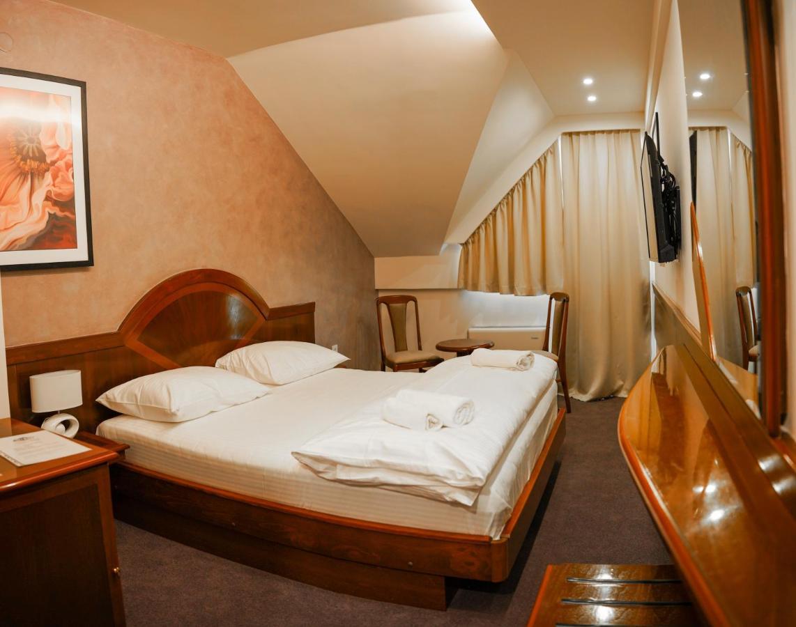 Hotel 락타치 외부 사진