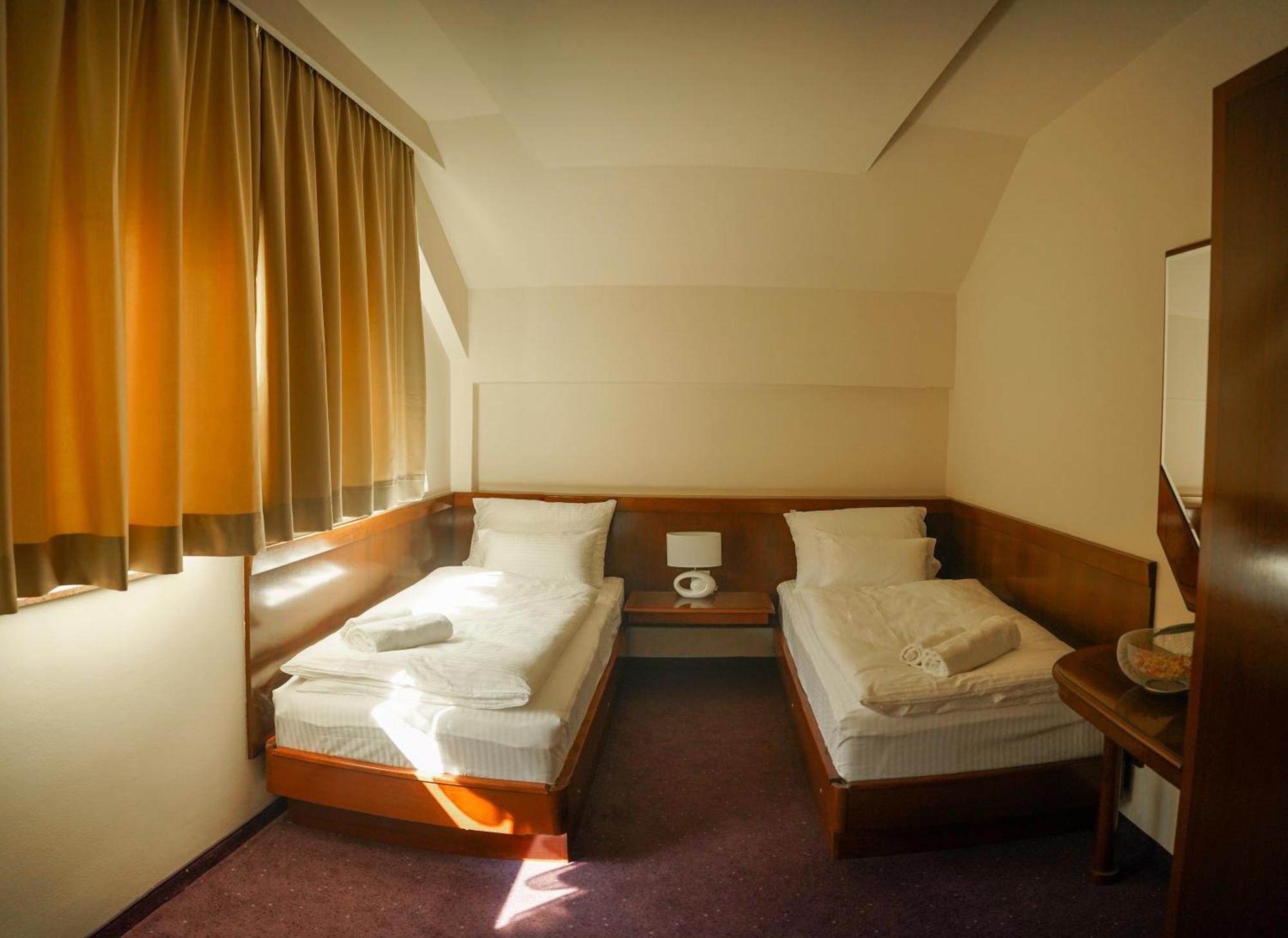 Hotel 락타치 외부 사진
